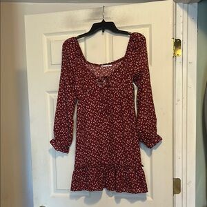 3rd + Malt Dress Size Small NWT Burgundy Floral